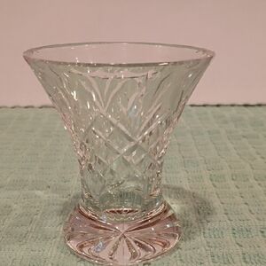 Elegant Clear Crystal Glass Violet Vase